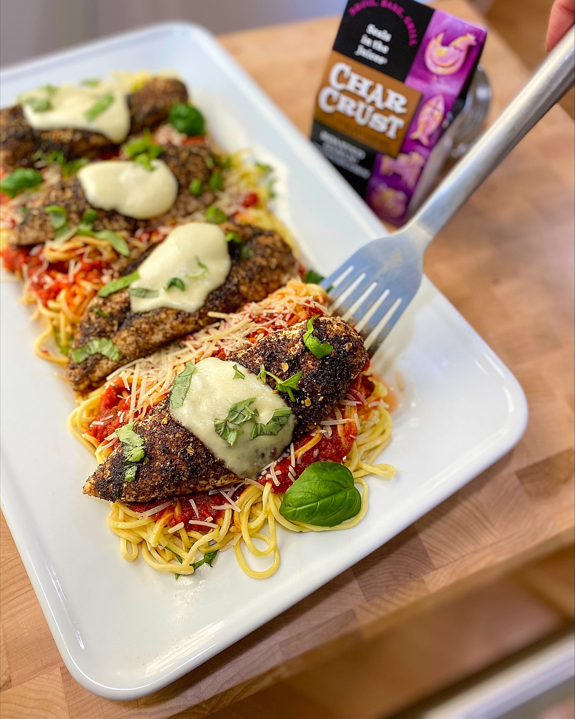 Roasted Garlic Peppercorn Chicken Parmesan
&ndash; Char Crust® Dry-Rub Seasonings